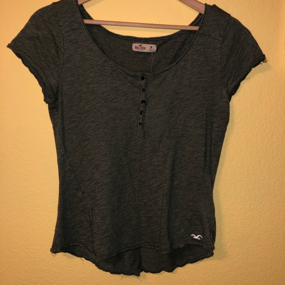 Green low v t shirt